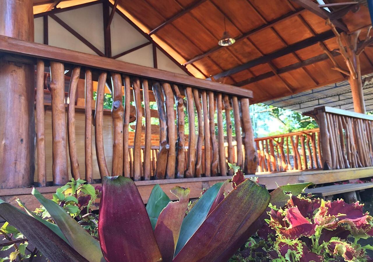 Raffles Inn Labuan Bajo Exteriér fotografie